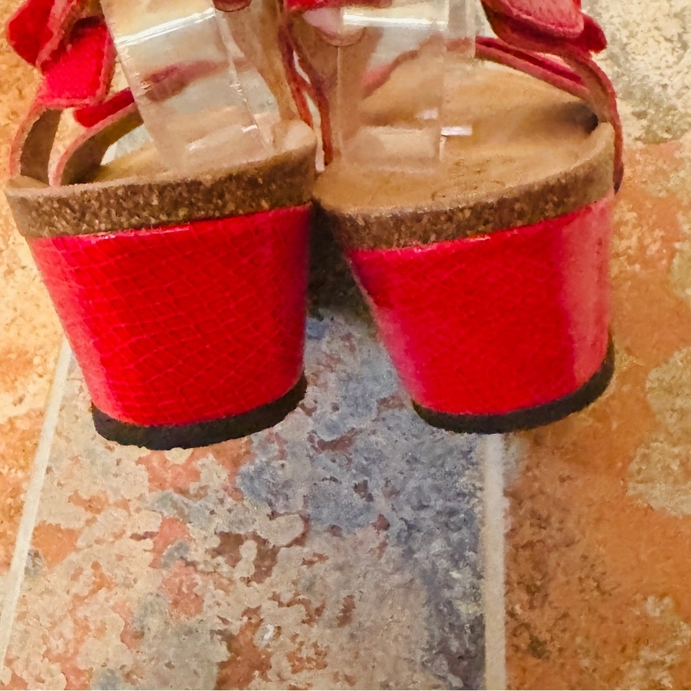 🌹Sassy Wedge, Made In Spain Vionic Ortho Red Leather Women's Adjustable Sandals! - Picture 10 of 14